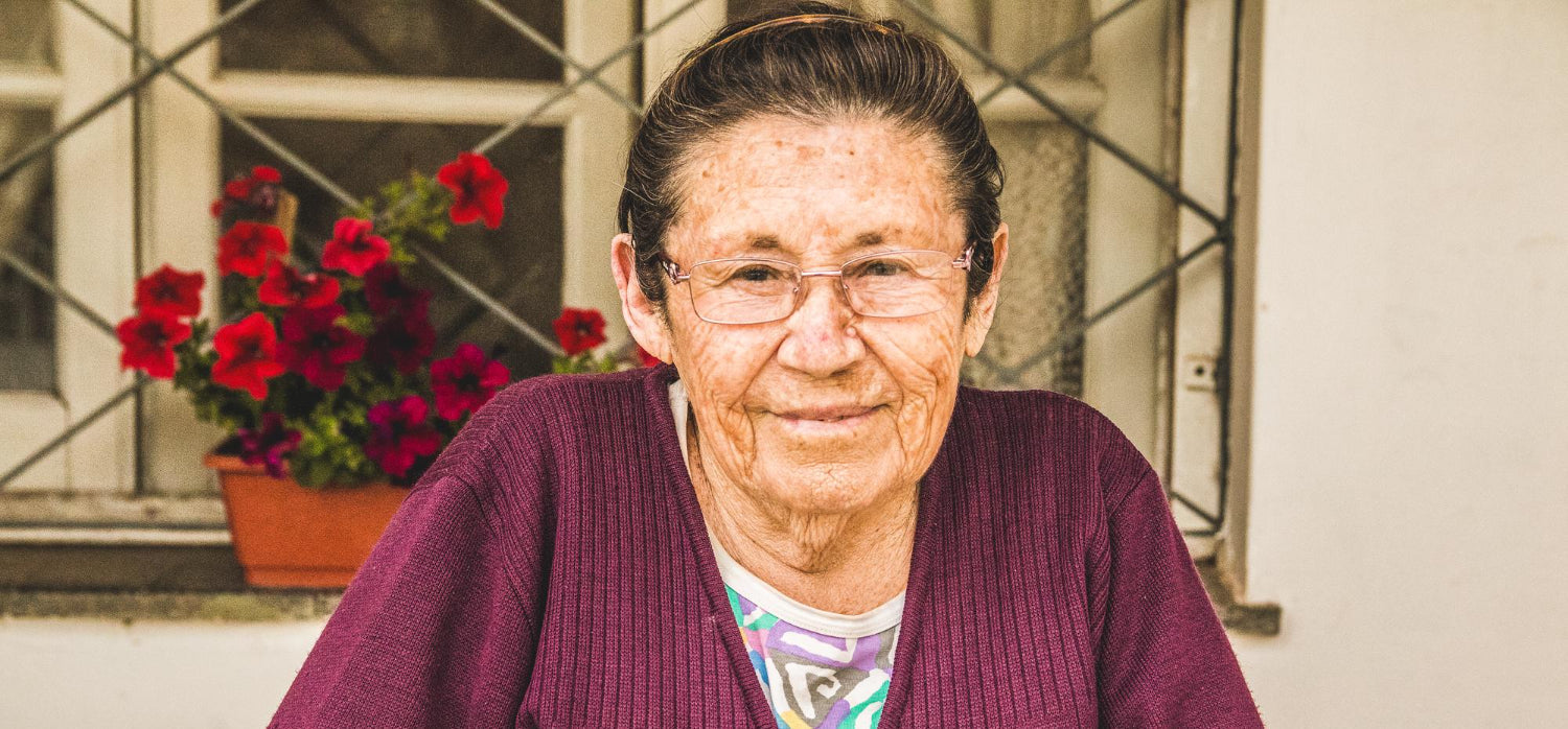 Why Technology in Your Loved One’s Native Language Matters for Dementia Care